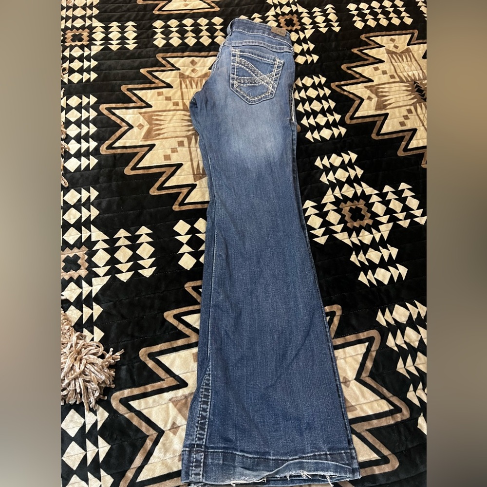 Ariat Mid Rise Trouser Size 28 but fit like a 27